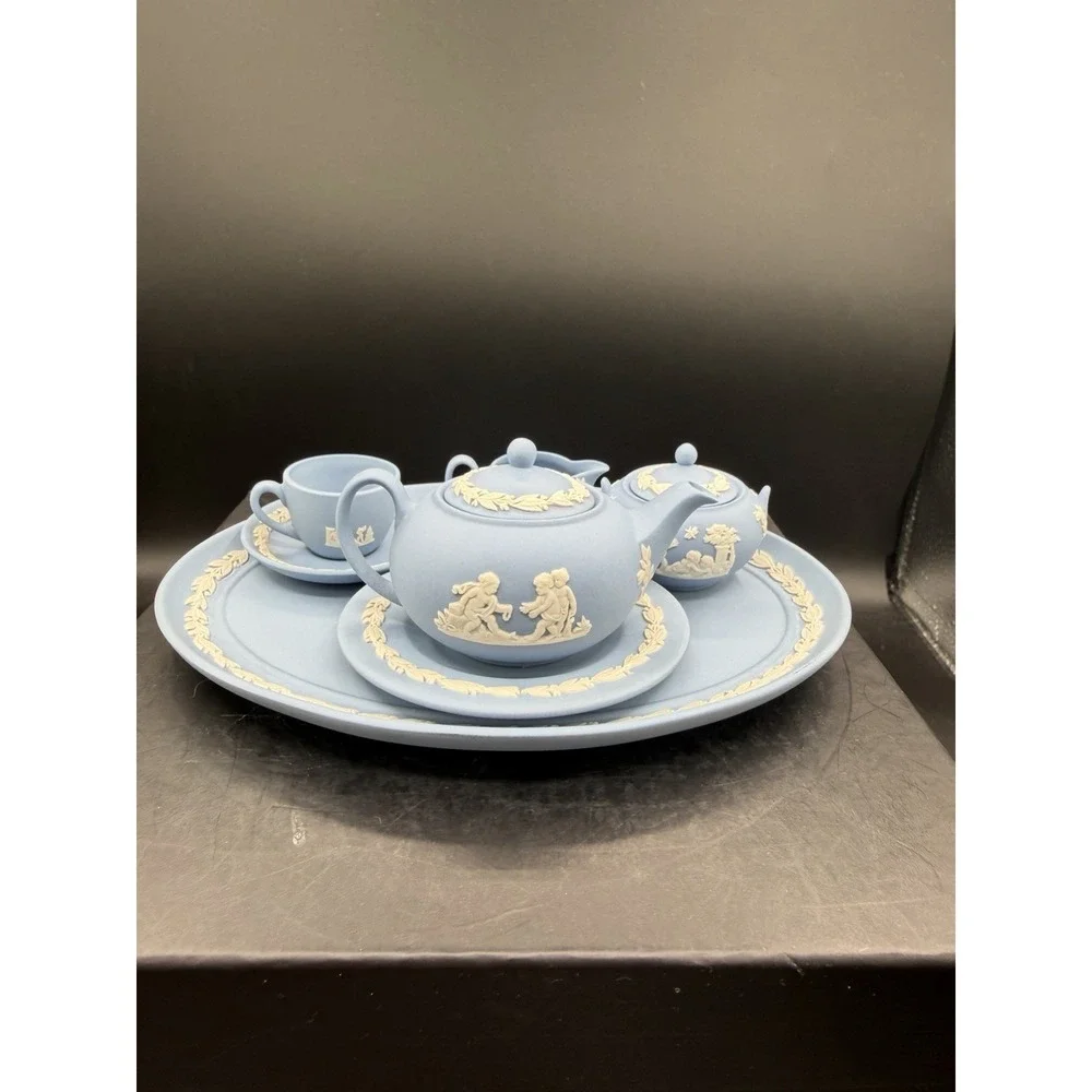 Vintage Wedgwood Jasperware Blue 9‑Piece Mini Tea Set – Rare 🫖💙